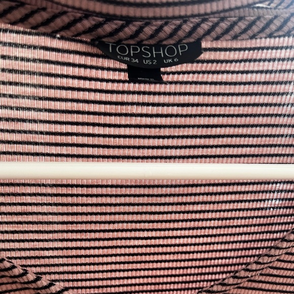 TOPSHOP Fitted Long Sleeve Choker Cut Out V Neck Crop Top - Picture 3 of 4